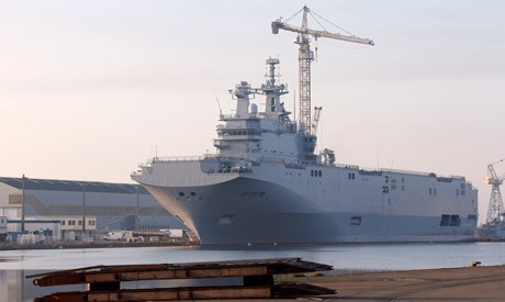 Egypt to receive first Mistral helicopter carrier from France - ảnh 1